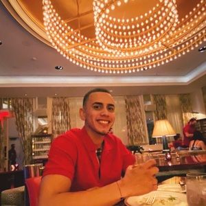 Meet your Posher, Javier